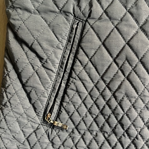 Postcard Black Quilted Vest Size 8 - Picture 2 of 7